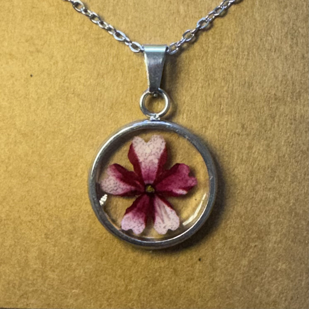 Small Pendant 05