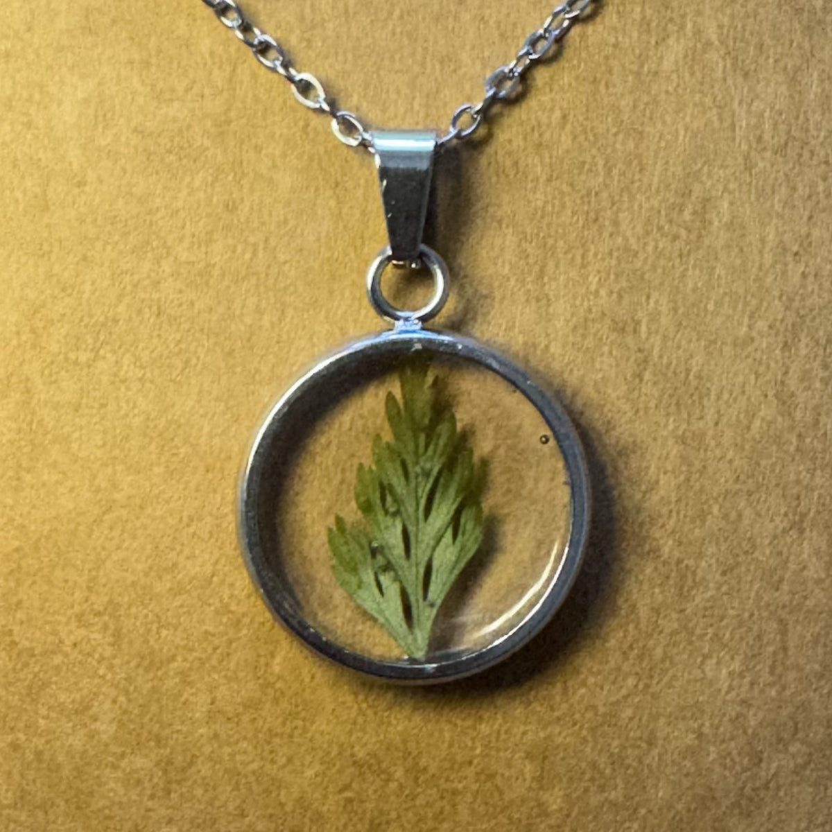 Small Pendant 09